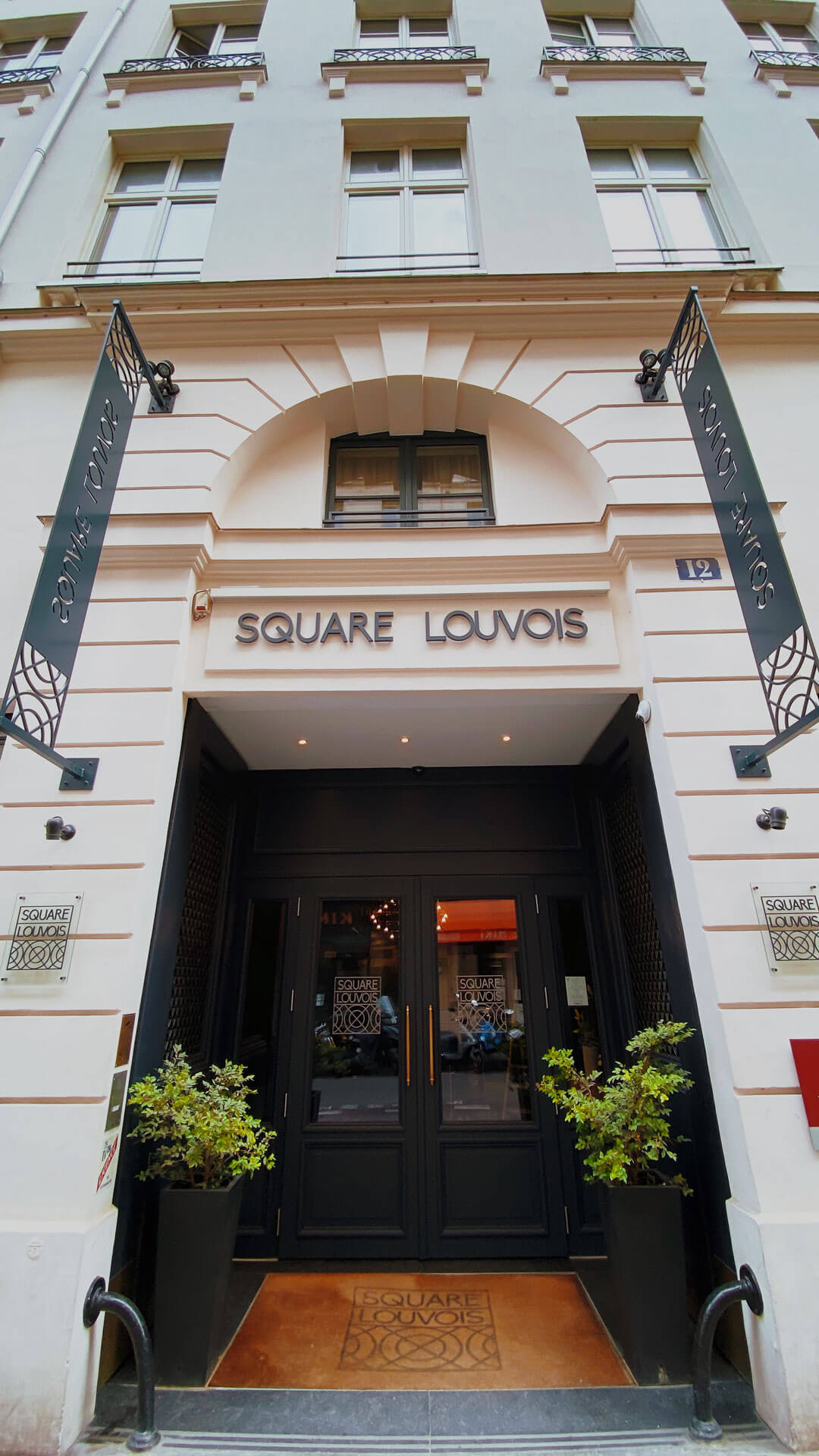 entree-square-louvois
