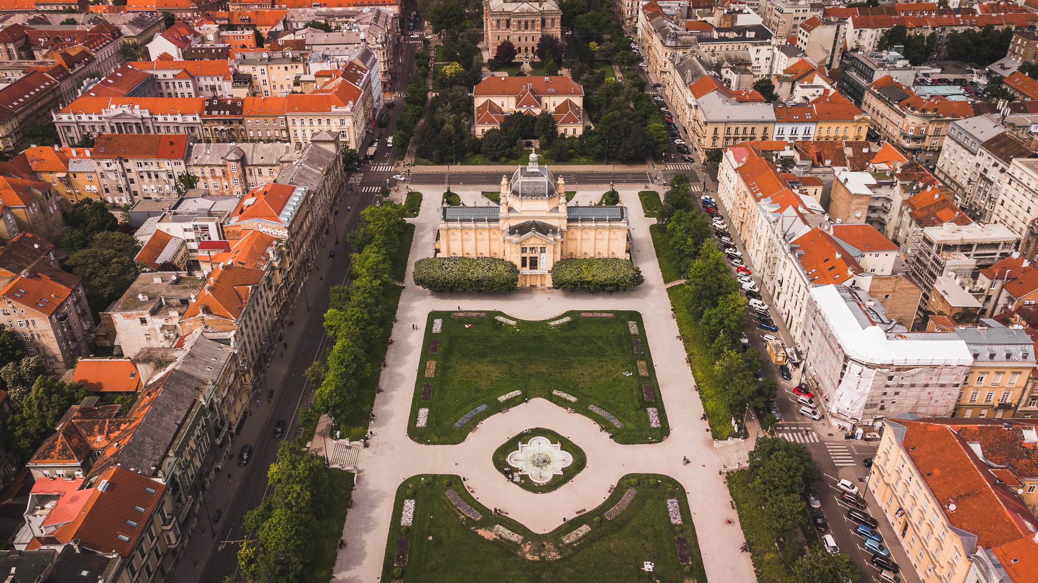 King-Tomislav-Square-croatie