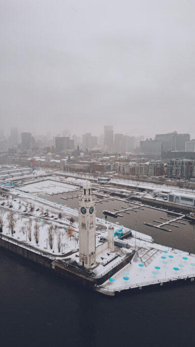 Quai de l'horloge en hiver - Vieux-Port de Montréal