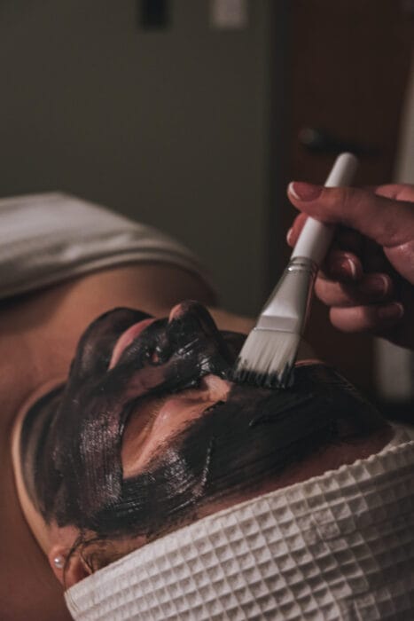 amerispa-masque-charbon-hilton