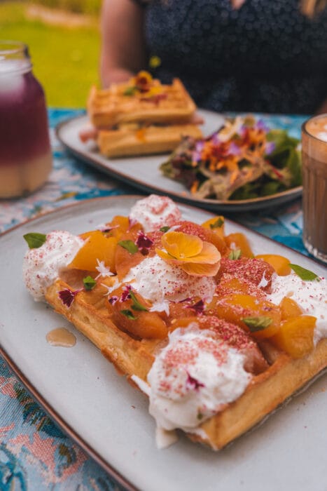 herbarium-cafe-floral-gaufre-peche