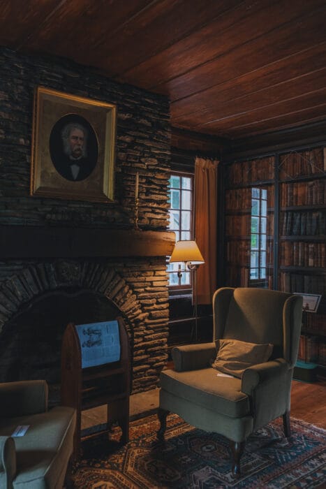 manoir-domaine-joly-bibliotheque