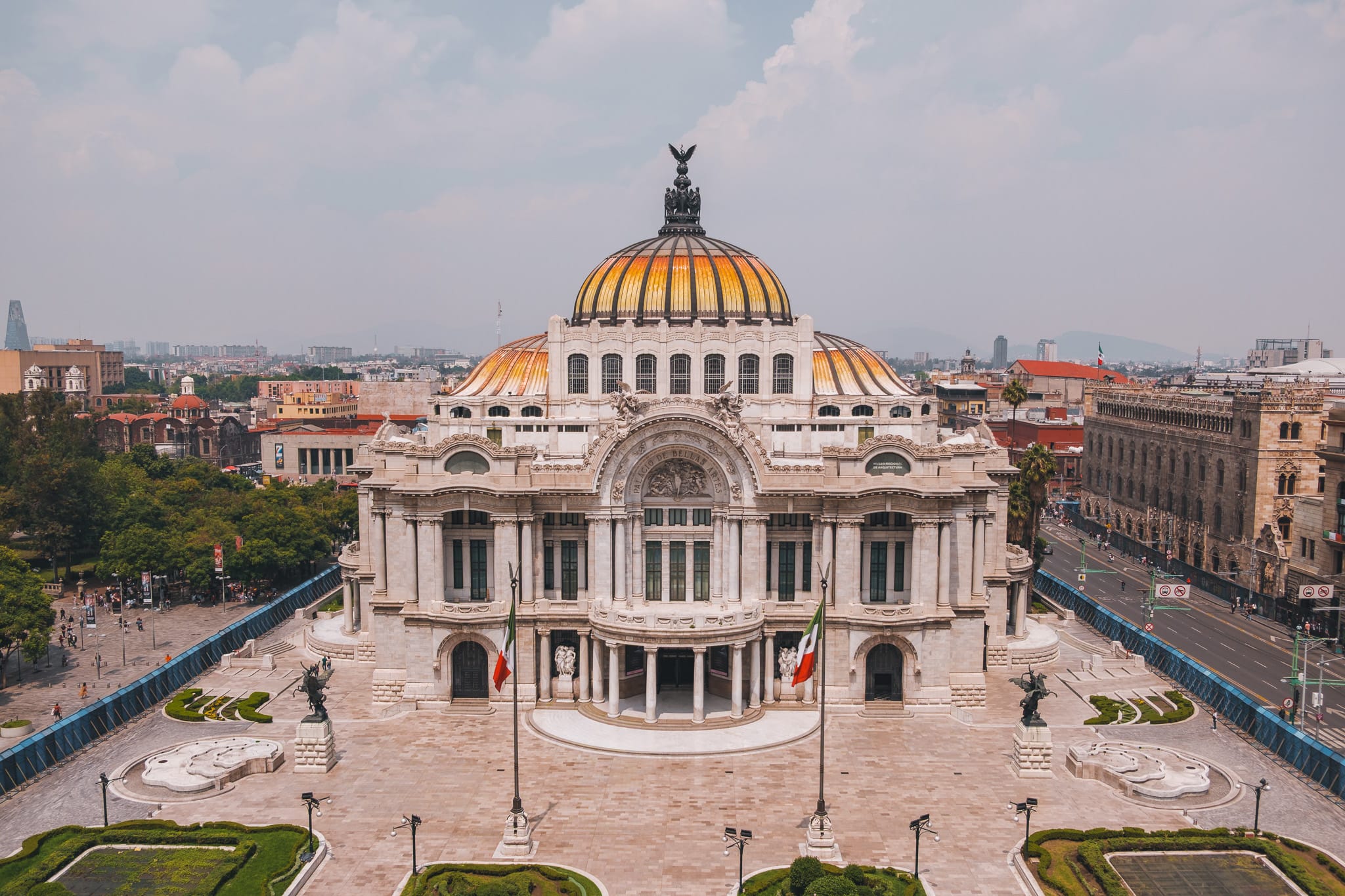 palacio-bella-artes-mexico-city-cover