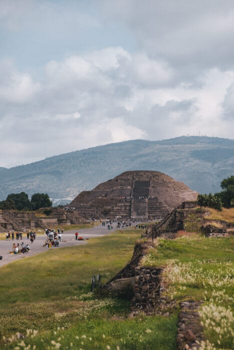 pyramide-lune-teothiuacan