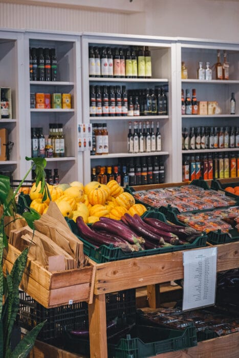 rose-drummond-cafe-boutique