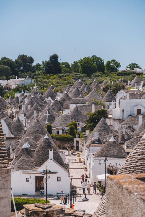 alberobello-vue-trulli